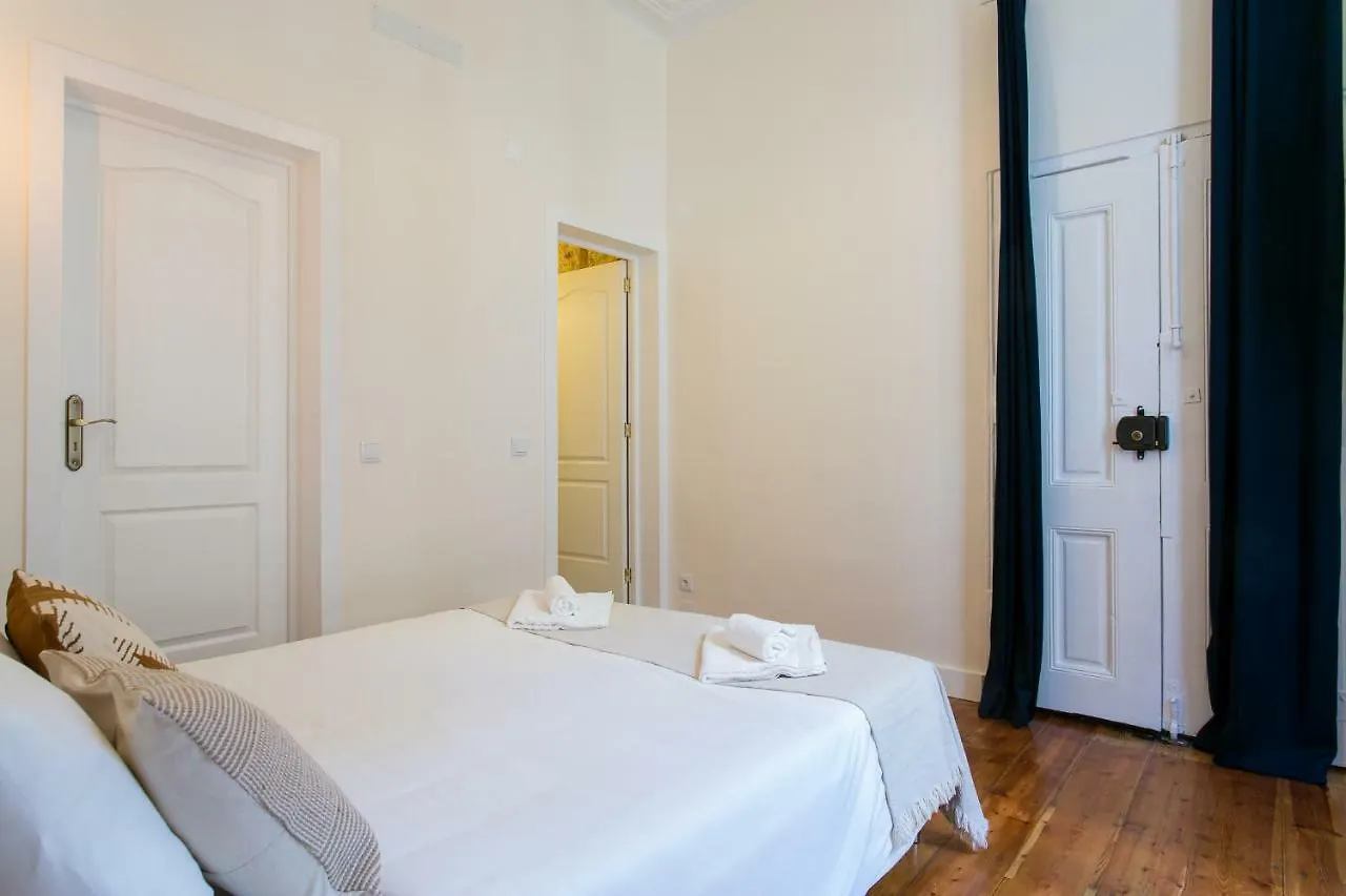 Correeiros Downtown Apartments By Altido 0*, Lisbon
